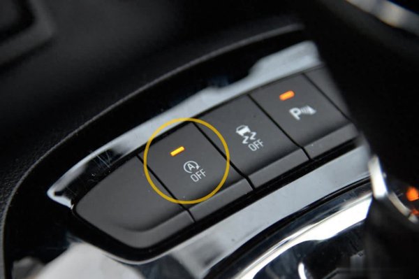 精选期货配资 老司机提醒：开车关它，公认“油耗子”还伤车！