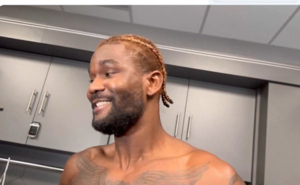 天牛配资 艾顿: 我从未说过我在湖人快乐 而是太TMD幸福啦 我爱这里的一切